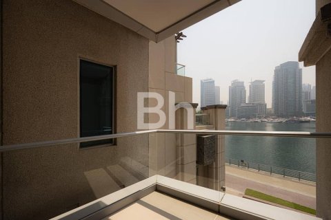 Apartment in Dubai Marina, Dubai 2 bedrooms, 129 sq.m. № 21349 - photo 11