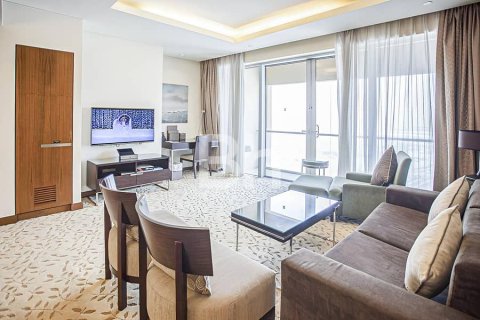 Apartment in Downtown Dubai (Downtown Burj Dubai), Dubai 1 bedroom, 71 sq.m. № 21312 - photo 2