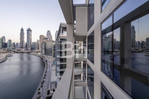 Apartment in Al Wasl, Dubai 3 bedrooms, 201 sq.m. № 21311 - photo 1