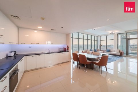 Apartamento en Al Sufouh, Dubai, 3 dormitorios, 204.1 m², № 14532 - foto 1
