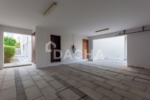 Villa en Dubai, 4 dormitorios, 464.8 m², № 7005 - foto 8