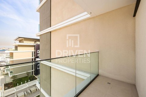 Apartment in Mina Rashid, Dubai 2 bedrooms, 101.73 sq.m. № 129628 - photo 3