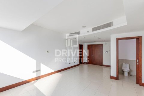 Apartment in World Trade Center, Dubai 2 bedrooms, 116.04 sq.m. № 129641