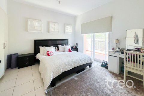 Villa en The Springs, Dubai, 3 dormitorios, 208.66 m², № 138018 - foto 6