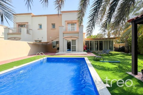 Villa en The Springs, Dubai, 3 dormitorios, 208.66 m², № 138018 - foto 2