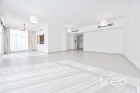 Villa in Dubai South (Dubai World Central), Dubai 5 bedrooms, 390.47 sq.m. № 138015 - photo 10