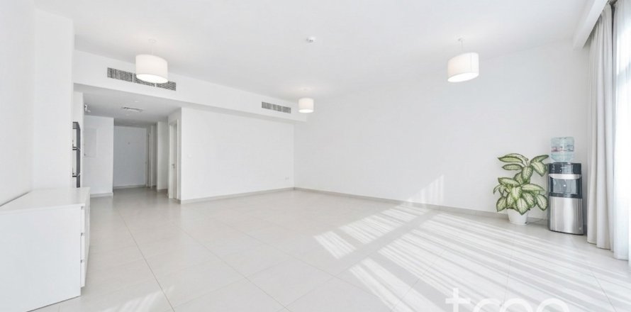 Villa in Dubai South (Dubai World Central), Dubai 5 bedrooms, 390.47 sq.m. № 138015