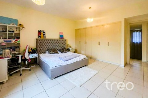 Villa en The Springs, Dubai, 3 dormitorios, 228.08 m², № 138023 - foto 9