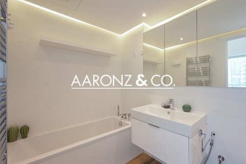 Снять в аренду квартиру в Дубай Марине, Дубай: 3 спальни, 172.4м², № 78381 - фото 13