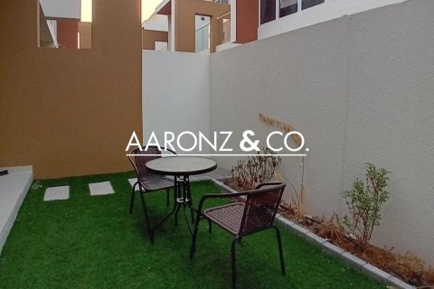Townhouse in Dubai 3 bedrooms, 112.2 sq.m. № 78397 - photo 8