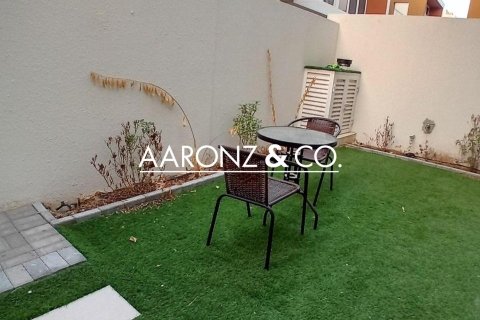 Townhouse in Dubai 3 bedrooms, 112.2 sq.m. № 78397 - photo 9