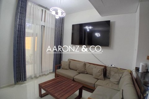 Townhouse in Dubai 3 bedrooms, 112.2 sq.m. № 78397 - photo 2