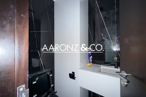 Office in Business Bay, Dubai 91.8 sq.m. № 78382 - photo 9