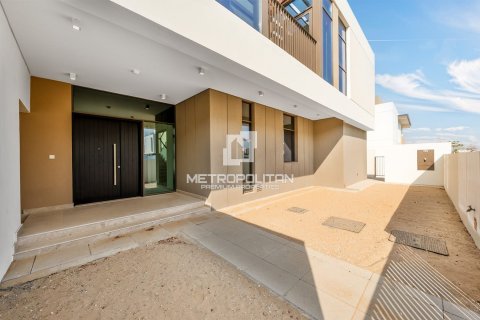 Villa en Al Furjan, Dubai, 4 dormitorios, 452 m², № 73470 - foto 8
