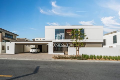 Villa en Al Furjan, Dubai, 4 dormitorios, 452 m², № 73470 - foto 1
