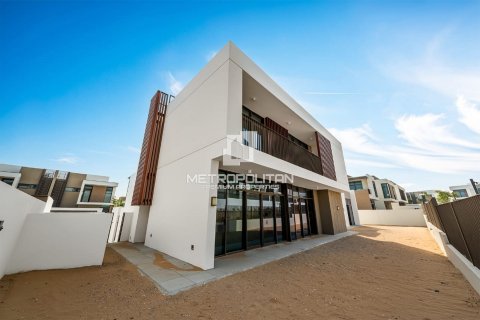 Villa en Al Furjan, Dubai, 4 dormitorios, 452 m², № 73470 - foto 2