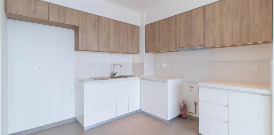 Appartement à Dubai, 2 chambres, 92 m², № 5558