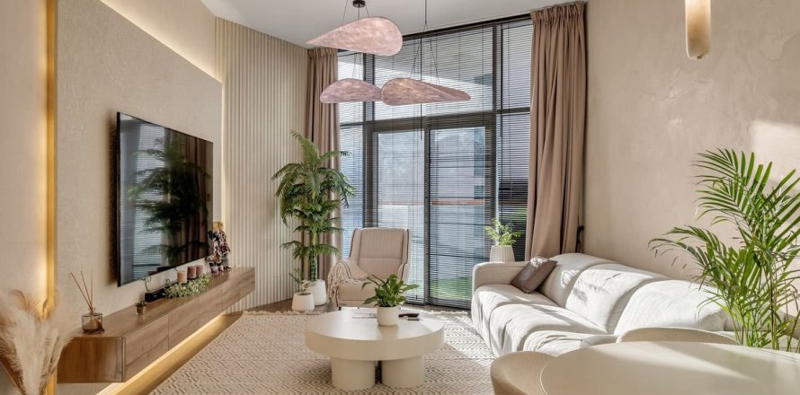Apartment in Business Bay, Dubai 2 bedrooms, 131 sq.m. № 49392