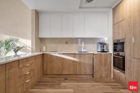 Apartment in Business Bay, Dubai 2 bedrooms, 131 sq.m. № 49392 - photo 6