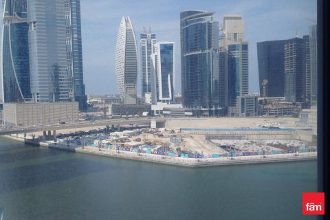 Apartment in Business Bay, Dubai 52.1 sq.m. № 49379 - photo 7