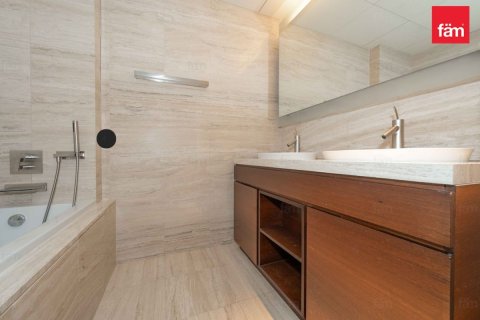 Купить квартиру в Даунтаун Дубай (Даунтаун Бурдж Дубай), Дубай: 2 спальни, 159.4м², № 89534 - фото 17