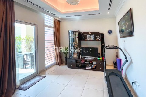 فيلا في البرشاء, دبي 3 غرف نوم, 286 م² رقم 43974 - صورة 11