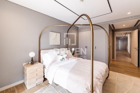 Купить виллу в Jumeirah Bay Island, Джумейра, Дубай: 4 спальни, 421м², № 64962 - фото 12