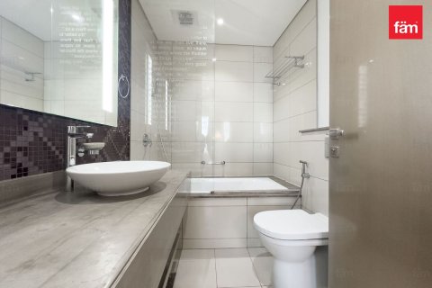 Apartment in Business Bay, Dubai 2 bedrooms, 129.5 sq.m. № 93635 - photo 15