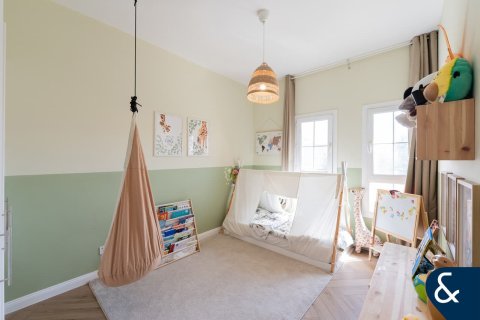 Купить виллу в Арабиан Ранчес, Дубай: 3 спальни, 219м², № 75823 - фото 17