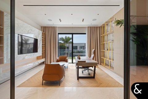 Villa in Al Barari, Dubai 5 bedrooms, 862 sq.m. № 75830 - photo 10