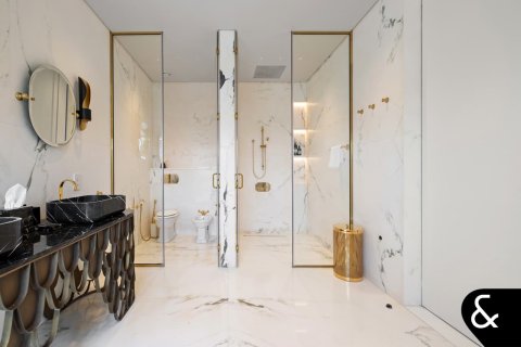 Villa in Al Barari, Dubai 5 bedrooms, 862 sq.m. № 75830 - photo 13