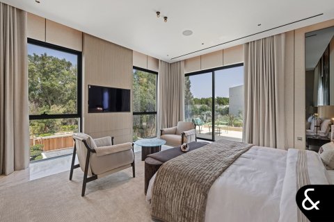 Villa in Al Barari, Dubai 5 bedrooms, 862 sq.m. № 75830 - photo 17