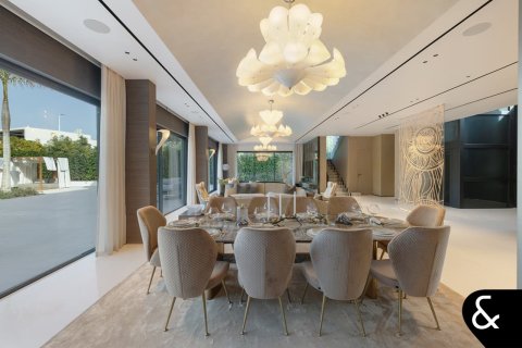 Villa in Al Barari, Dubai 5 bedrooms, 862 sq.m. № 75830 - photo 5