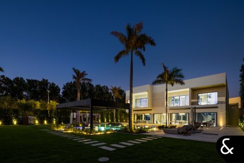 Villa in Al Barari, Dubai 5 bedrooms, 862 sq.m. № 75830 - photo 22