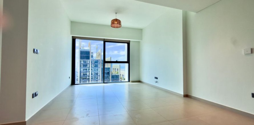 Appartement à Dubai, 2 chambres, 93 m², № 100278