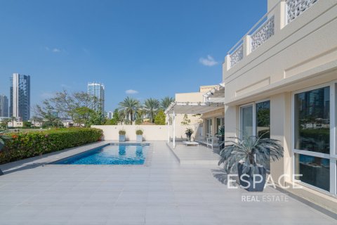 Villa in Meadows 1, Meadows, Dubai 4 bedrooms, 332 sq.m. № 61816 - photo 18