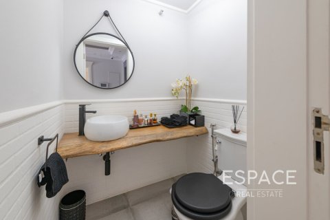 Villa in Meadows 1, Meadows, Dubai 4 bedrooms, 332 sq.m. № 61816 - photo 11