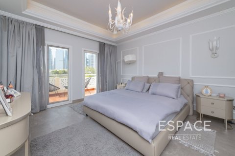 Villa in Meadows 1, Meadows, Dubai 4 bedrooms, 332 sq.m. № 61816 - photo 14