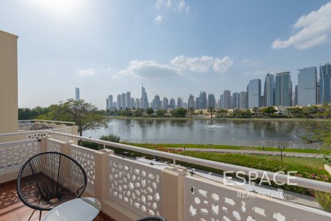 Villa in Meadows 1, Meadows, Dubai 4 bedrooms, 332 sq.m. № 61816 - photo 3