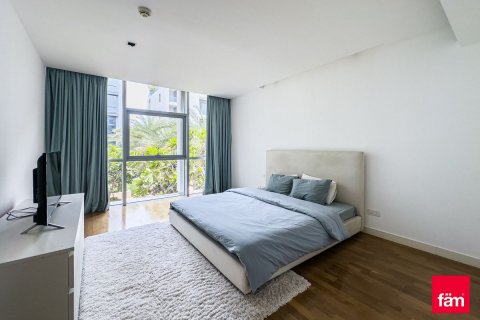 Apartamento en Al Wasl, Dubai, 3 dormitorios, 203.5 m², № 14013 - foto 15