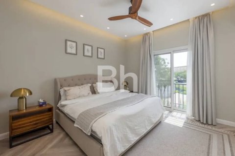 Villa en Green Community, Dubai, 5 dormitorios, 886 m², № 23365 - foto 2
