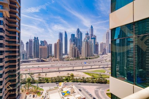 Купить квартиру в Джумейра Лейк Тауэрс, Дубай: 2 спальни, 184м², № 60661 - фото 1