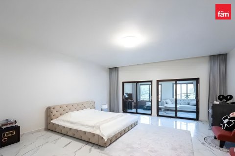 Villa in Dubai 8 bedrooms, 1333.3 sq.m. № 60633 - photo 18