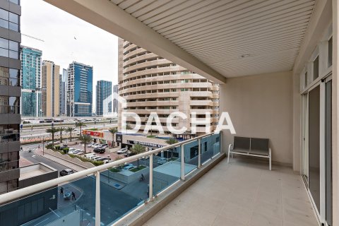 Apartment in Dubai Marina, Dubai 3 bedrooms, 225 sq.m. № 110422 - photo 17