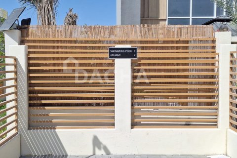 Townhouse in Dubai Land, Dubai 2 bedrooms, 125 sq.m. № 110419 - photo 6