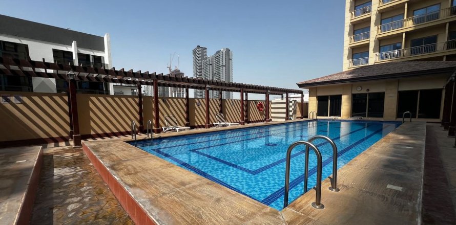 Apartment in Dubai 2 bedrooms, 149.5 sq.m. № 48973