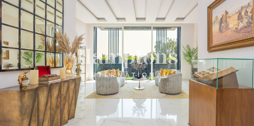 Villa à Downtown Jumeirah, Al Sufouh, Dubai, 6 chambres, 1635.09 m², № 100509