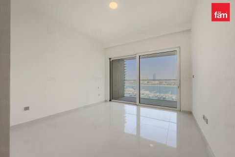 Apartment in Dubai Harbour, Dubai 2 bedrooms, 160 sq.m. № 40884 - photo 12