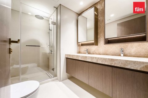 Apartment in Dubai Harbour, Dubai 2 bedrooms, 160 sq.m. № 40884 - photo 24
