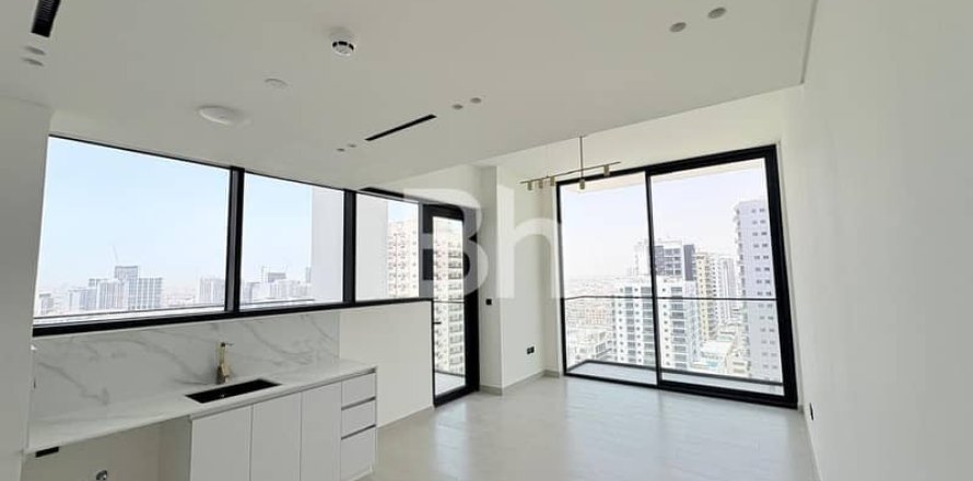 Apartment in Jumeirah Village Circle, Dubai 2 bedrooms, 106 sq.m. № 23003